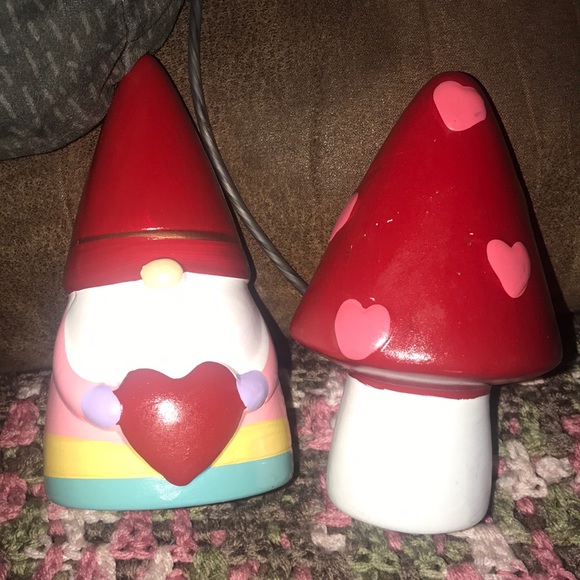 Target Other - NEW-Target Bullseye Playground 2022 Valentine's Day Gnome Set